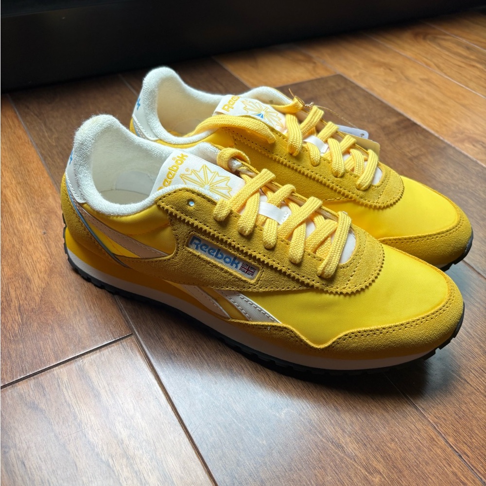 Reebok Classic AZ Sneakers